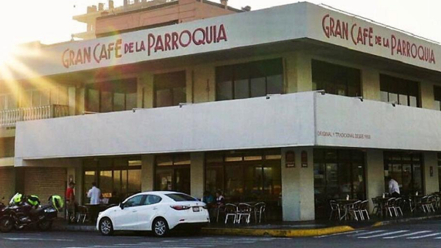 Cierra el Gran Café de la Parroquia del malecón de Veracruz