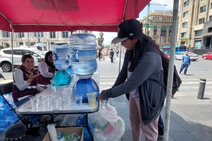 Gobierno de la CDMX instala puntos de hidratación ante onda de calor – El Demócrata